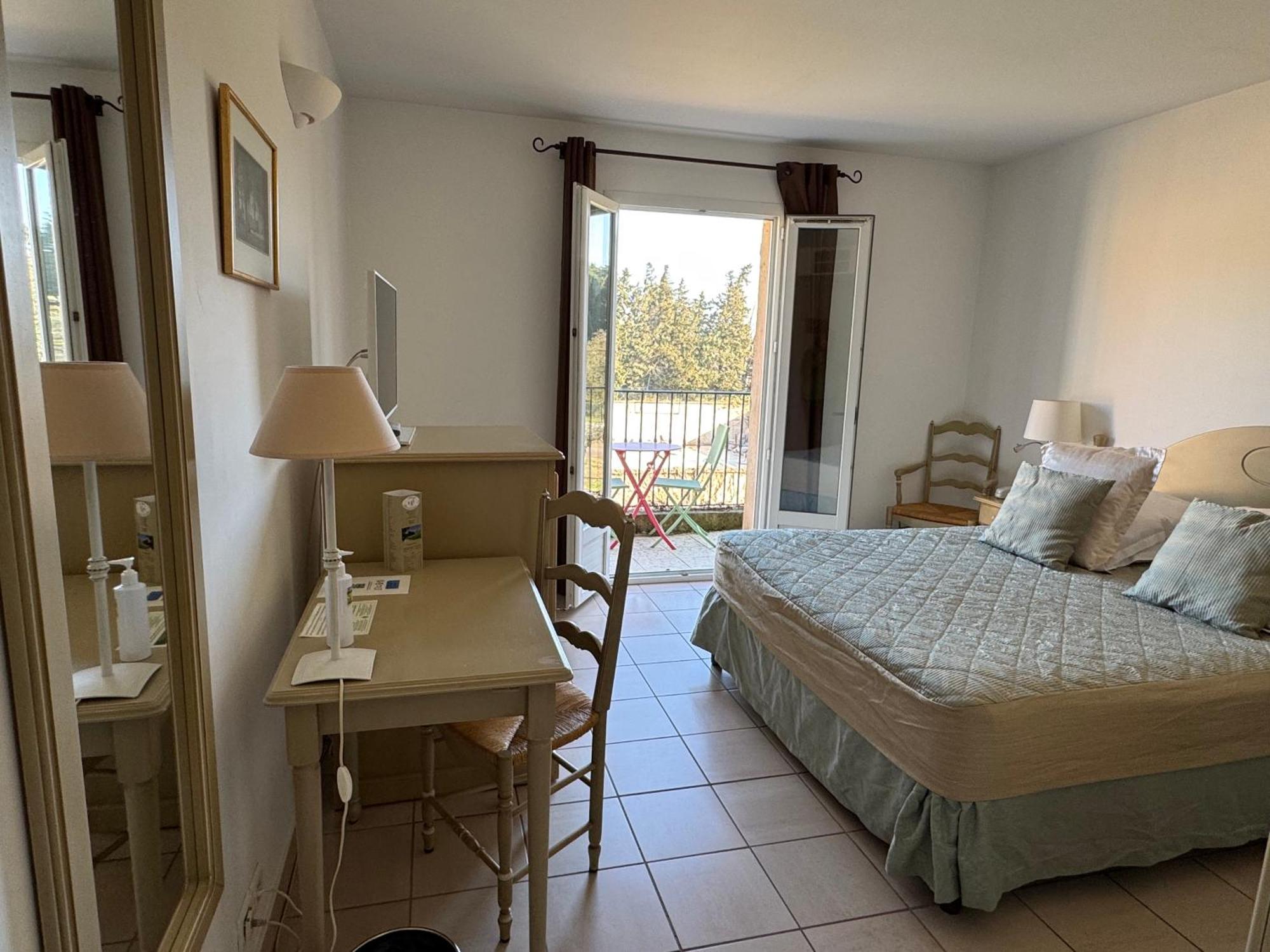 Hotel Terriciae Aux Portes De Maussane Les Alpilles מראה חיצוני תמונה