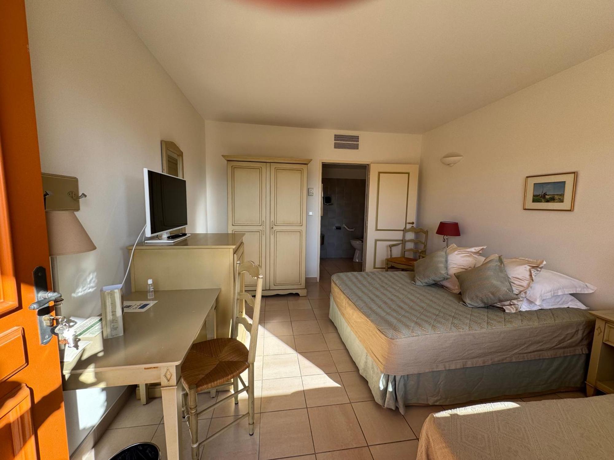 Hotel Terriciae Aux Portes De Maussane Les Alpilles מראה חיצוני תמונה