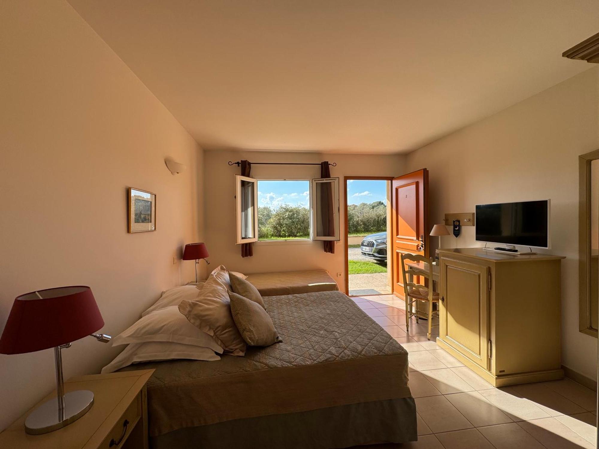 Hotel Terriciae Aux Portes De Maussane Les Alpilles מראה חיצוני תמונה
